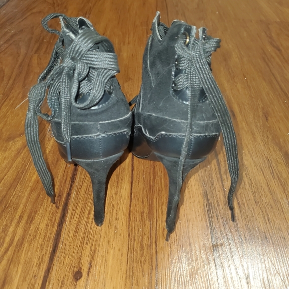 NWT Black Lace Up Stiletto Booties - Picture 2 of 7